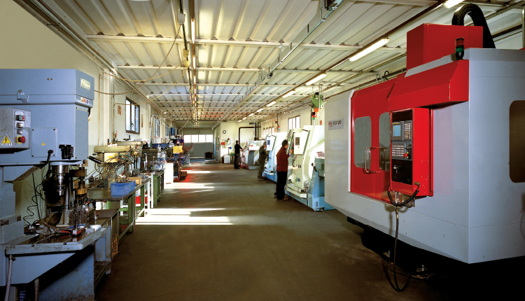 Officine meccaniche di precisione lavorazione meccanica precisione - img05